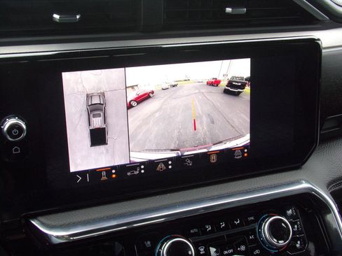 Used 2024 GMC Sierra 1500 Denali w/ Denali Reserve Package AWD/4WD image 22