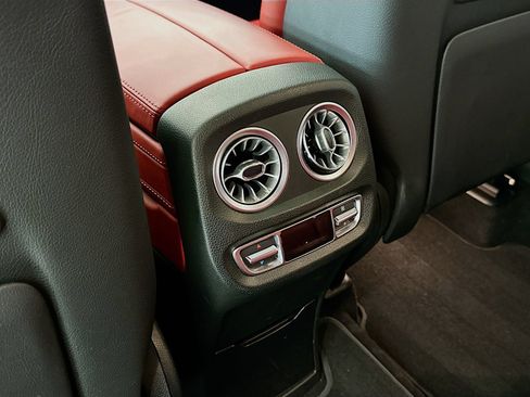Certified 2021 Mercedes-Benz G 63 AMG 4MATIC image 28