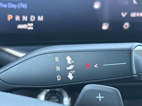 Used 2025 Buick Envision Sport Touring image 25