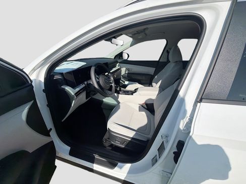 New 2026 Hyundai Tucson SEL FWD image 14