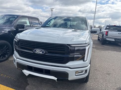 New 2026 Ford F150 Platinum w/ Equipment Group 702A High AWD/4WD image 3