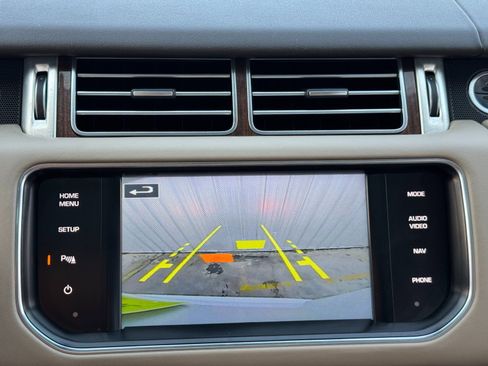 Used 2015 Land Rover Range Rover Supercharged image 26