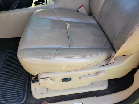 Used 2010 Chevrolet Silverado 1500 LT w/ Power Pack Plus RWD image 10