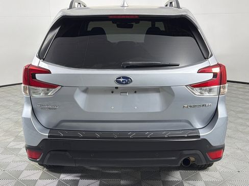 Used 2020 Subaru Forester Limited w/ Popular Package #3 image 6