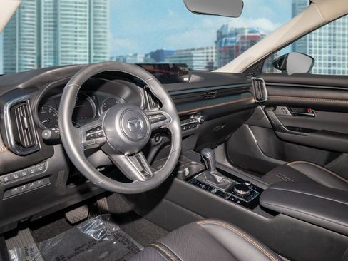 Used 2024 MAZDA CX-50 2.5 Turbo w/ Premium Plus Pkg image 7