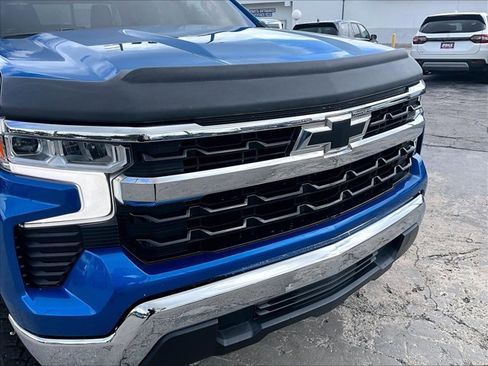 Used 2022 Chevrolet Silverado 1500 LT w/ Leather Package RWD image 30