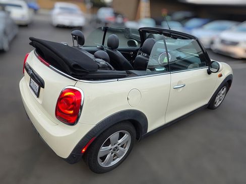 Used 2019 MINI Cooper Convertible image 5