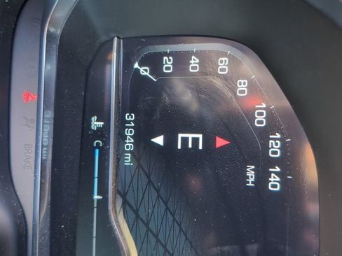 Used 2024 GMC Yukon XL AT4 w/ Technology Package image 10