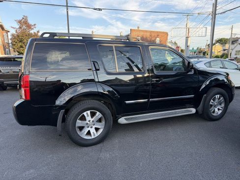Used 2012 Nissan Pathfinder Silver AWD/4WD image 6
