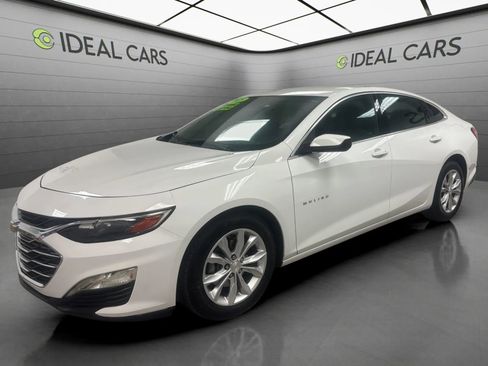 Used 2025 Chevrolet Malibu LT FWD image 1