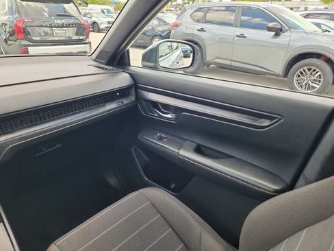 Used 2024 Honda CR-V Sport image 16