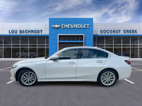 Used 2024 BMW 330i Sedan w/ Convenience Package RWD image 5