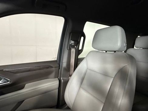 Used 2024 Chevrolet Tahoe LT w/ Luxury Package RWD image 21