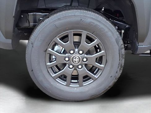 New 2025 Toyota 4Runner SR5 image 7