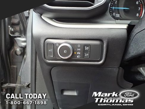 Used 2021 Ford Explorer XLT w/ Equipment Group 202A image 11