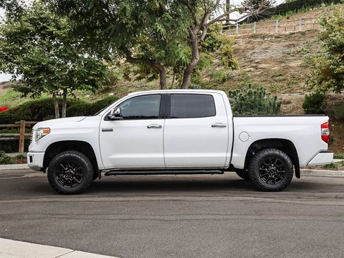 Used 2017 Toyota Tundra Platinum RWD image 3