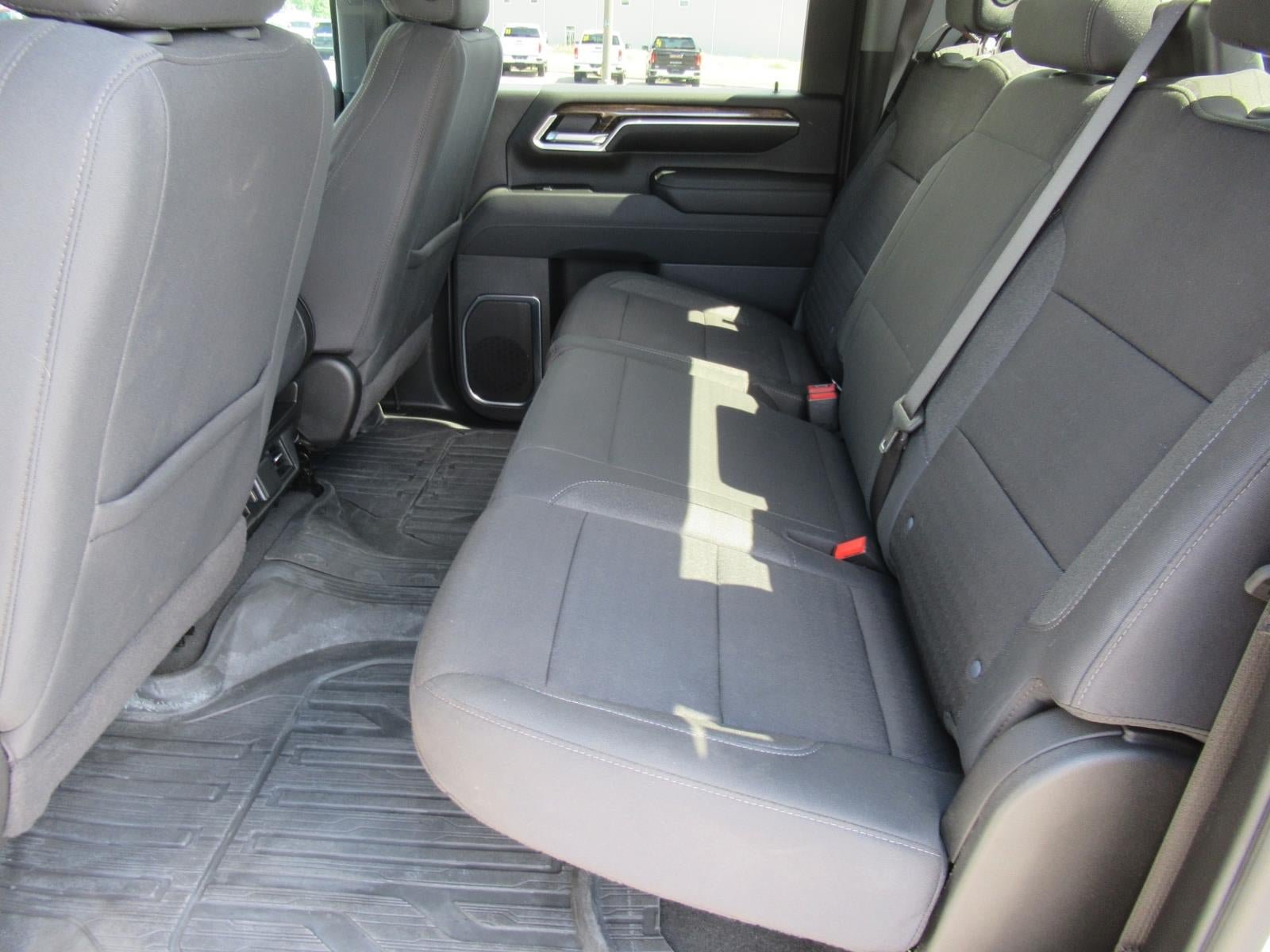 Used 2024 GMC Sierra 2500 SLE w/ SLE Value Package; AWD/4WD image 32