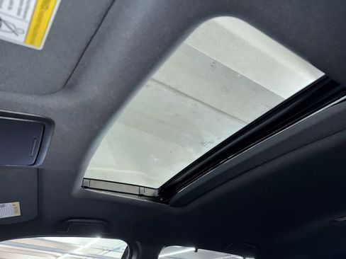 Used 2023 Honda Passport Elite image 17