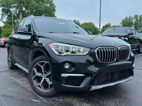 Used 2017 BMW X1 xDrive28i AWD/4WD image 1