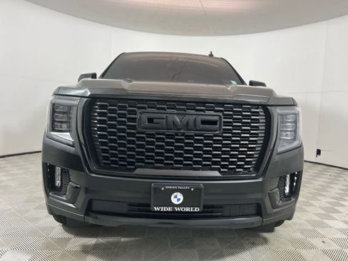 Used 2021 GMC Yukon Denali w/ Denali Premium Package image 2