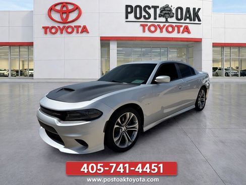 Used 2020 Dodge Charger R/T RWD image 4