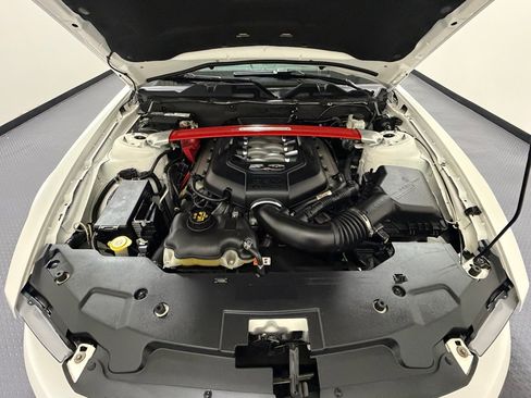 Used 2011 Ford Mustang GT Premium w/ 401A Rapid Spec Order Code RWD image 15