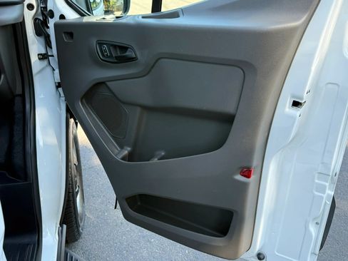 Used 2024 Ford Transit 350 XL RWD image 26
