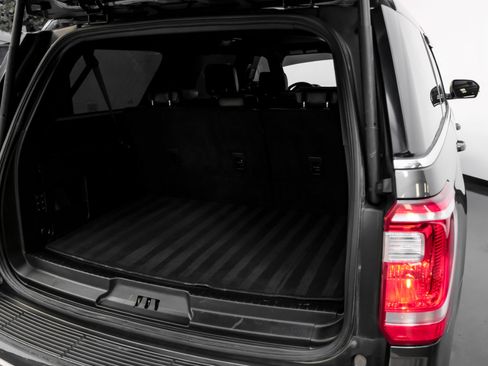 Used 2018 Ford Expedition Max XLT w/ Equipment Group 202A image 55