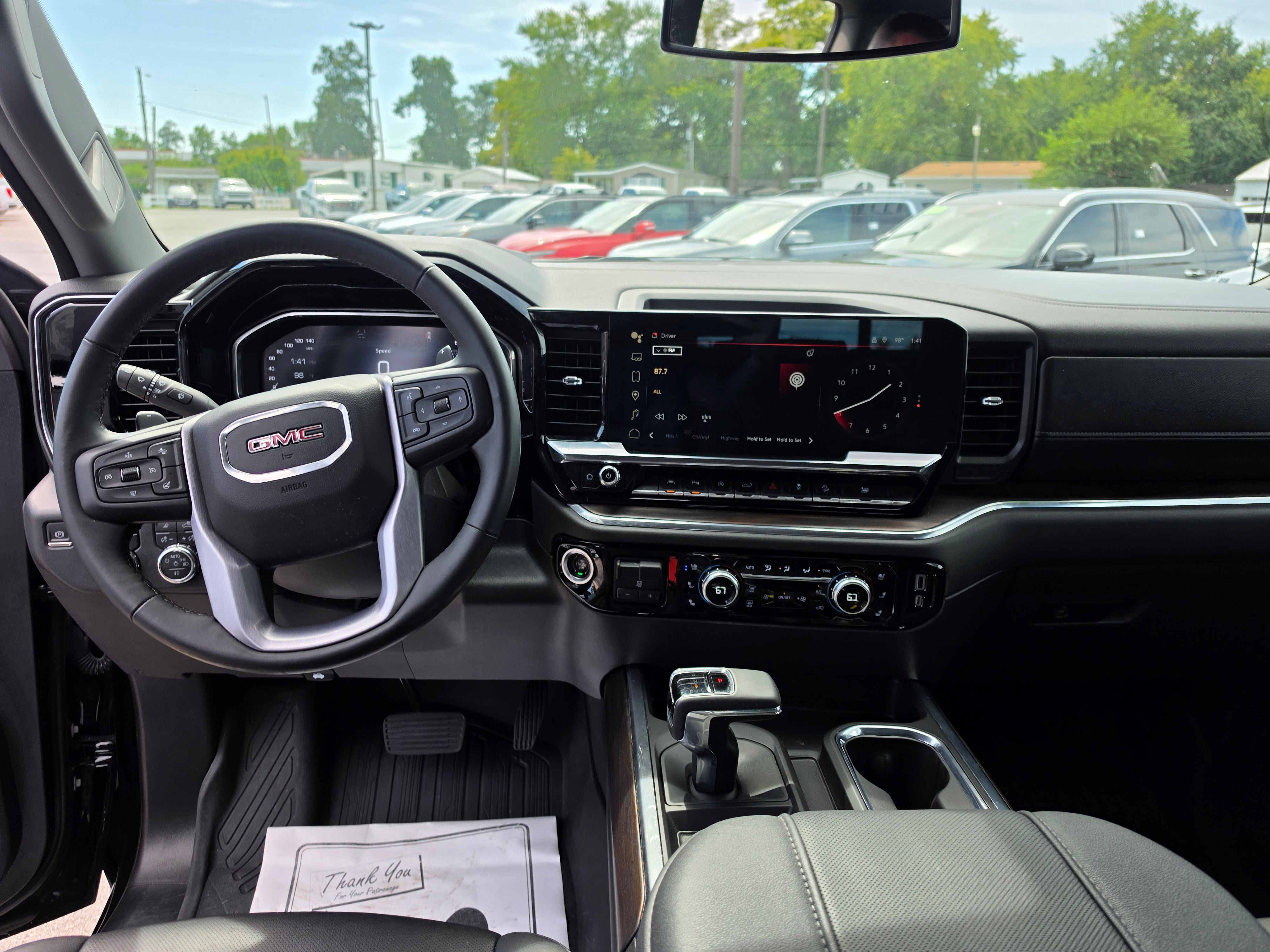 Used 2024 GMC Sierra 1500 SLT w/ SLT Premium Plus Package AWD/4WD image 9