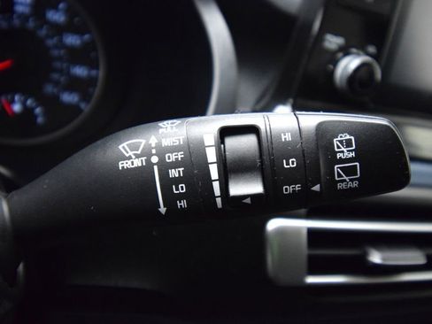 Used 2021 Kia Seltos S FWD image 34