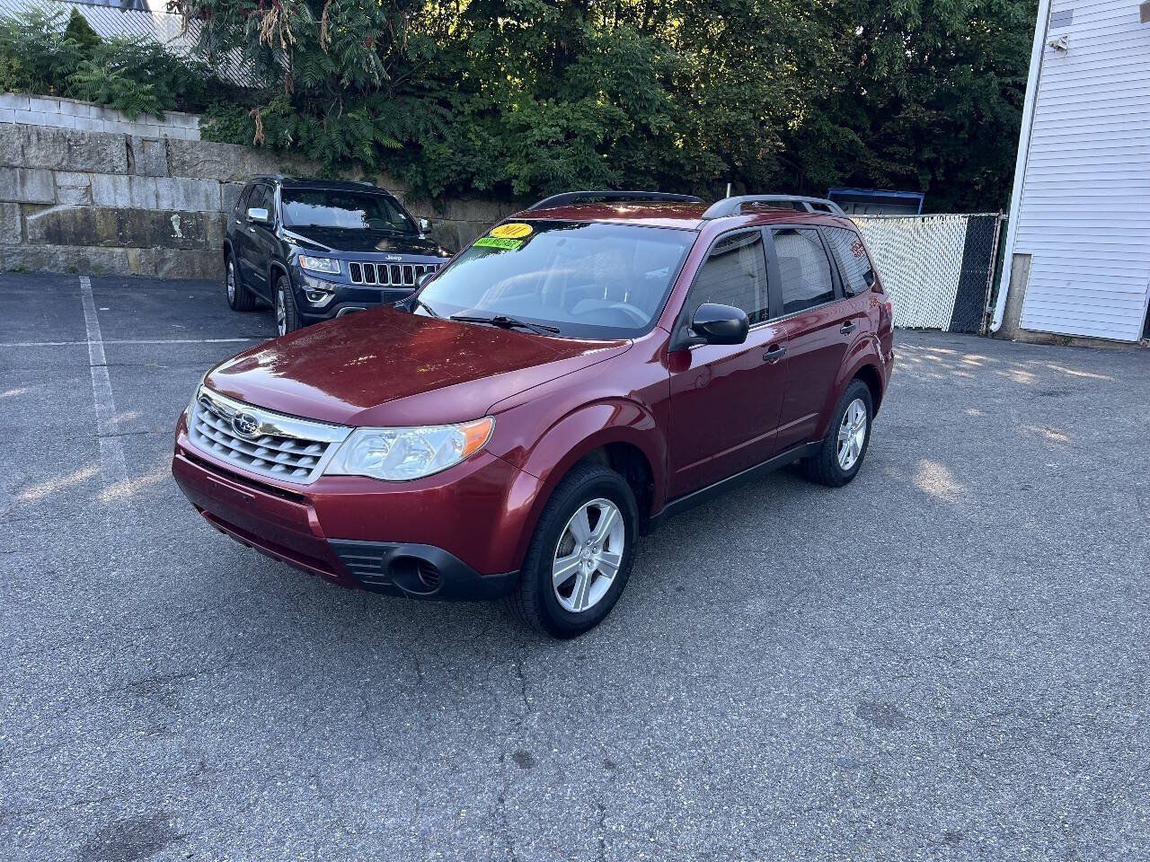 Used 2011 Subaru Forester 2.5X w/ Alloy Wheel Value Pkg AWD/4WD image 8