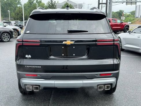 New 2026 Chevrolet Traverse LT w/ Driver Confidence Package FWD image 12