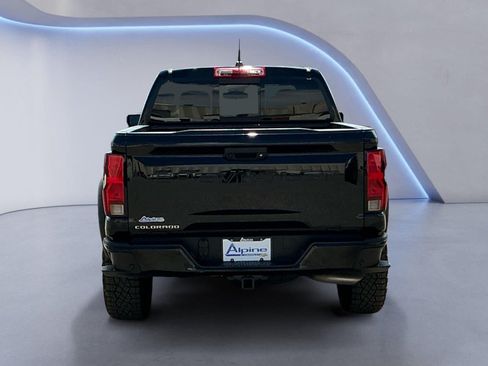 Used 2024 Chevrolet Colorado Trail Boss w/ Advanced Trailering Package AWD/4WD image 4