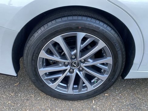 Used 2022 Lexus ES 350 image 19