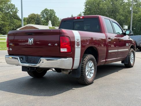 Used 2017 RAM 1500 Classic SLT w/ Luxury Group AWD/4WD image 8