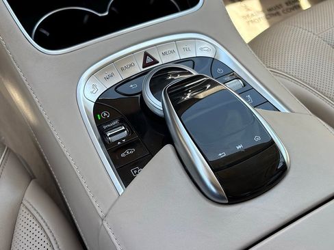 Used 2020 Mercedes-Benz S 560 Sedan image 22