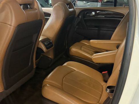 Used 2015 Buick Enclave Leather FWD image 17