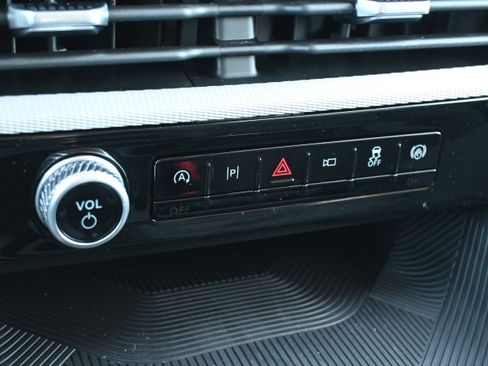 New 2026 Ford Explorer Active image 87