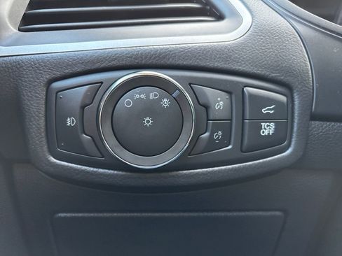 Used 2022 Ford Edge SEL w/ Convenience Package image 22