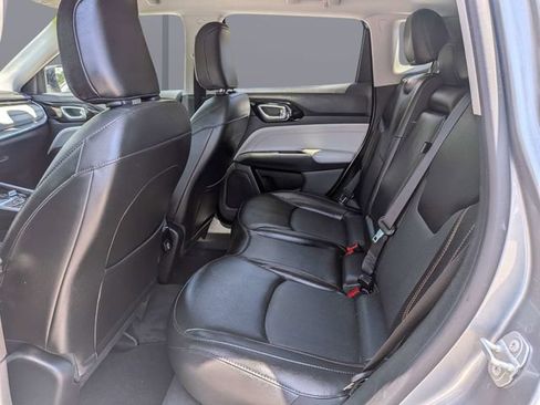 Used 2022 Jeep Compass Limited w/ Sun and Sound Group AWD/4WD image 14