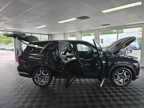 Used 2025 Hyundai Palisade SEL AWD/4WD image 16