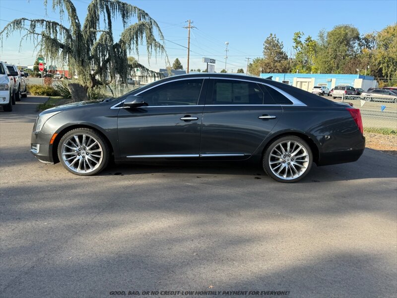 Used 2013 Cadillac XTS Platinum FWD image 4