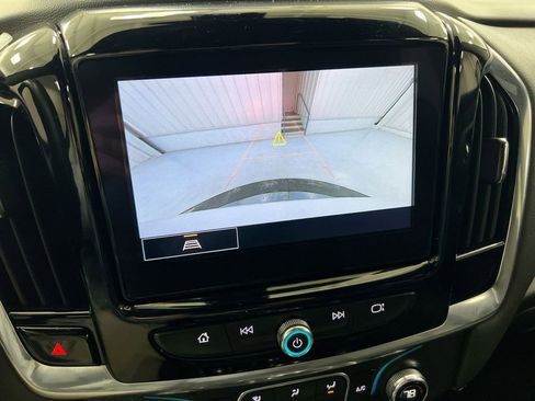 Used 2023 Chevrolet Traverse LT AWD/4WD image 15