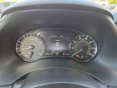 Used 2024 INFINITI QX80 Sensory image 25