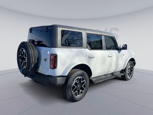 New 2025 Ford Bronco Outer Banks image 7