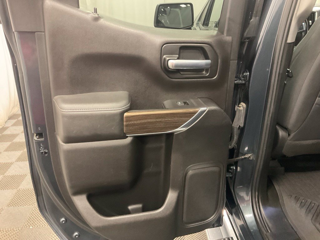 Used 2020 Chevrolet Silverado 1500 RST AWD/4WD image 31
