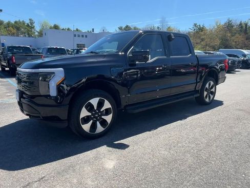 Certified 2025 Ford F150 Lightning Platinum AWD/4WD image 16
