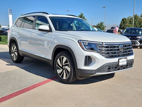 New 2026 Volkswagen Atlas SE image 4