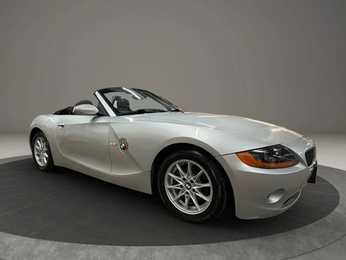 Used 2003 BMW Z4 2.5i image 15