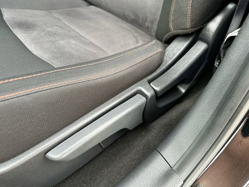 Used 2025 Nissan Sentra SR image 12